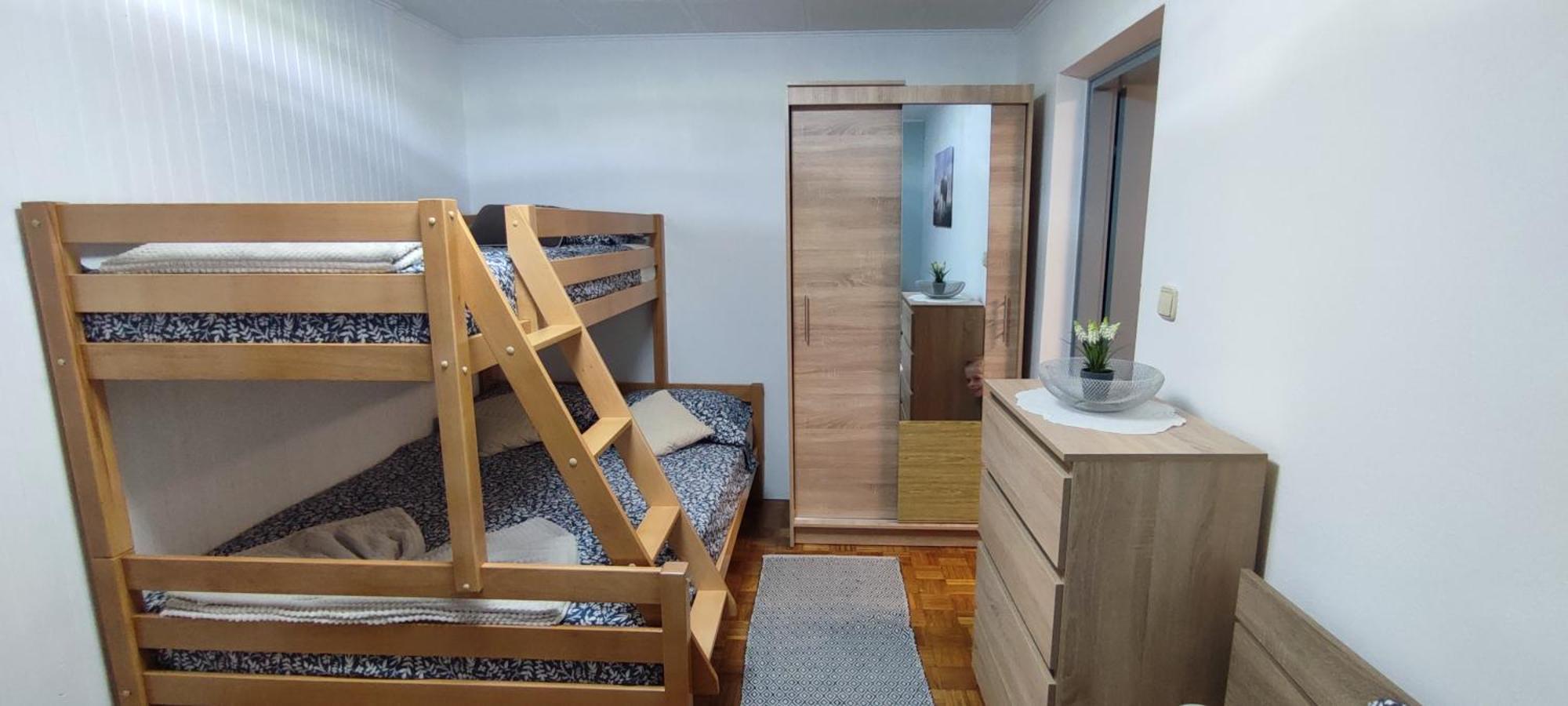 Apartma Soca Oasis Srpenica ภายนอก รูปภาพ